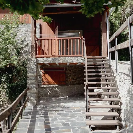 El Xalet De La Vall De Cardos Chalet